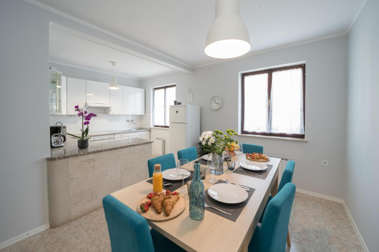 אומאג Apartment Bella מראה חיצוני תמונה