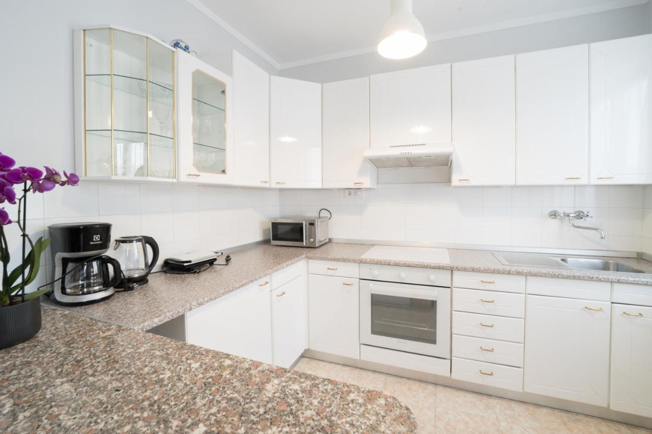 אומאג Apartment Bella מראה חיצוני תמונה