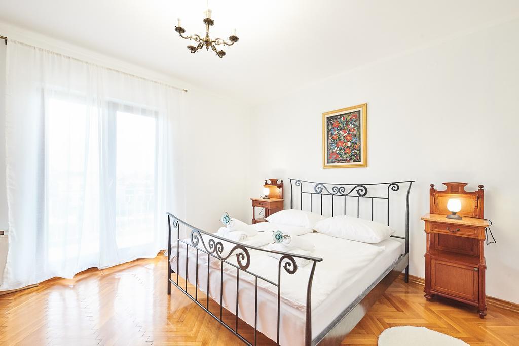 אומאג Apartment Bella מראה חיצוני תמונה
