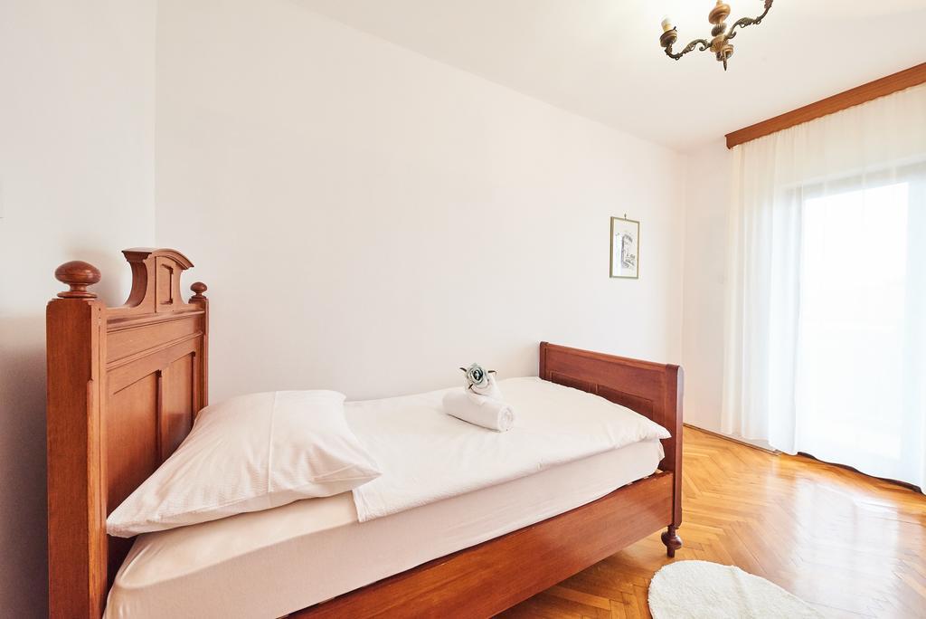 אומאג Apartment Bella מראה חיצוני תמונה